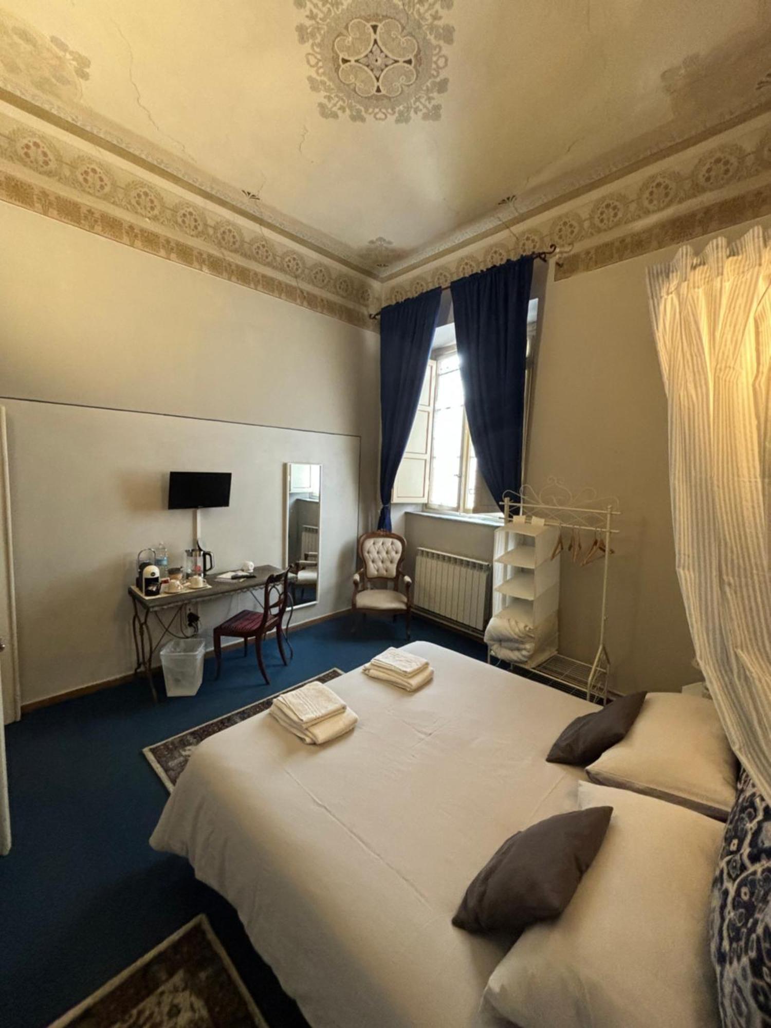 Guest House Santa Giustina Lucca Centro Storico Exterior photo