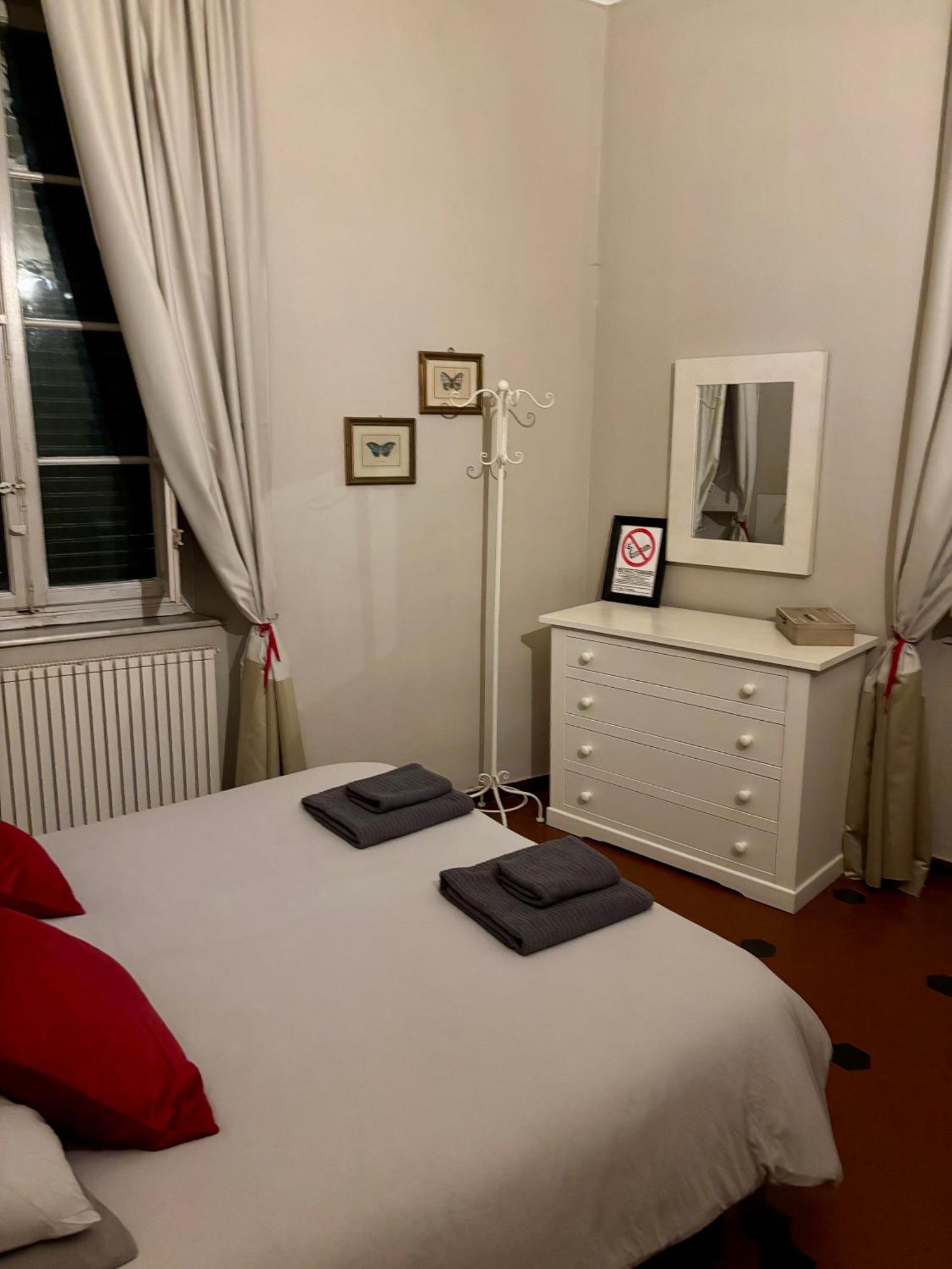 Guest House Santa Giustina Lucca Centro Storico Exterior photo