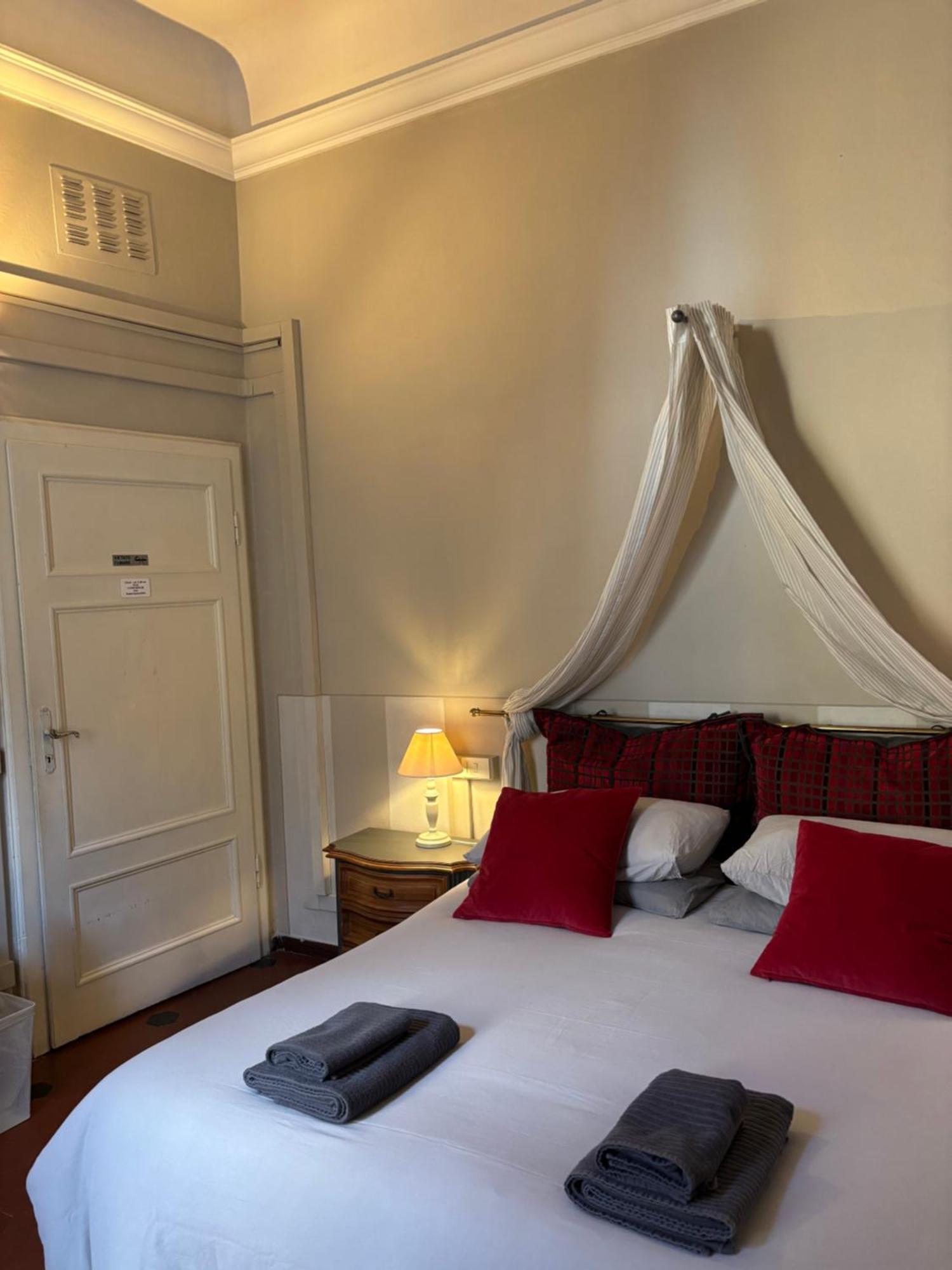 Guest House Santa Giustina Lucca Centro Storico Exterior photo